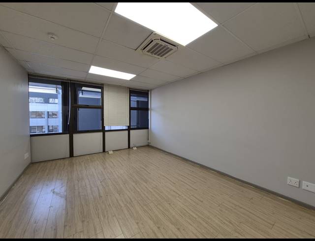 1,609M² OFFICE TO LET IN SANDTON CENTRAL